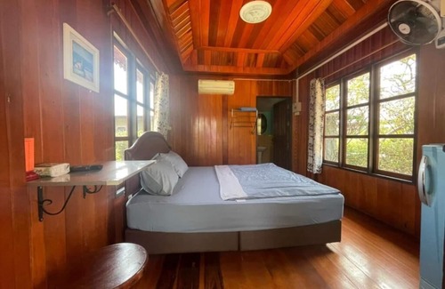 Bang Pakong Hotel | Baan Bangwua Resort