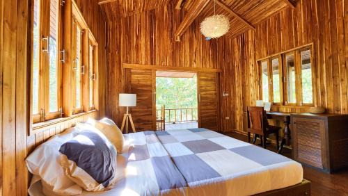 Chaloklum Ski Chalet | Baan Bhuwann Forest Chalet