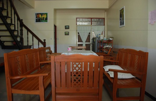 Hat Chao Samran House | Baan Khun Nong