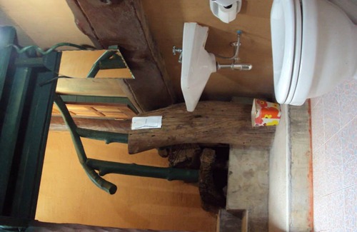 Chong Kham Hotel | Baan Phuthadol