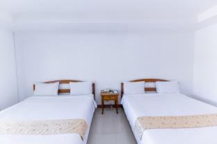 Warin Chamrap Hotel | Baan Suan Khun Ta and Golf Resort