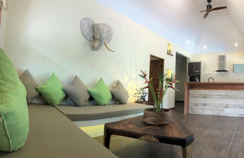 Hin Hong Villa | ☆ Baan Taolili, 3 bedrooms villa next to beach☆