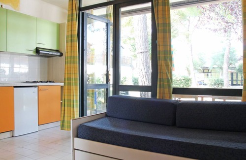 Casal Borsetti House | Baby's Bungalow by Interhome