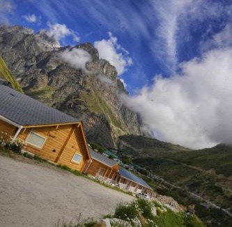 Chamoli Resort | Badri Resort Mana, Badrinath