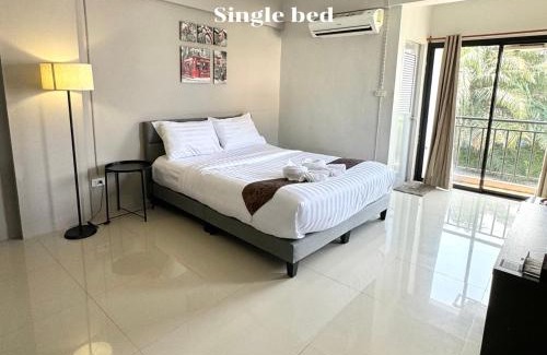 Khlong Luang Apartment | Balance room