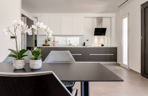 Acharavi Apartment | Balia Suites