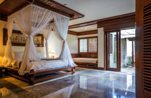 Batubelig Hotel | Balisani Suites Hotel