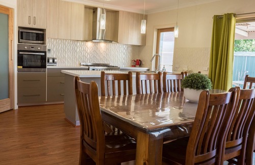 Sebastopol House | Ballarat Pioneer Homes*plenty for the kids*