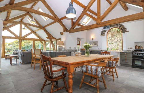 Llaneilian Cottage | BALOG FARM, family friendly, character holiday cottage in Amlwch