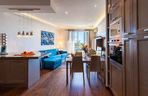 Les Baumettes Apartment | BAMBOO PLAGE AP4220 by Riviera Holiday Homes