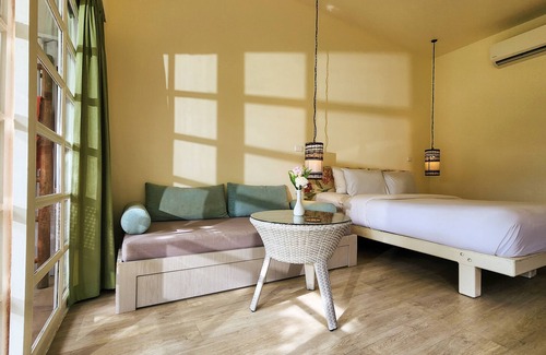 Chakphong Hotel | Bandara On Sea