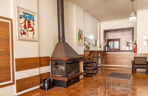 Sao Pelegrino Hotel | Bandeira Hotel