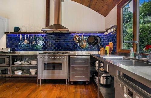 Possum Creek House | Bangalla - luxury hinterland retreat with pool