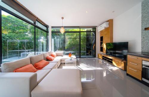 Choeng Thale Villa | BangT-ao 3-bedroom modern minimalist luxury style private pool holiday villa gym quiet community