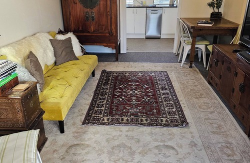 Bluff Hill Apartment | Banleigh Apartment - your home away from home