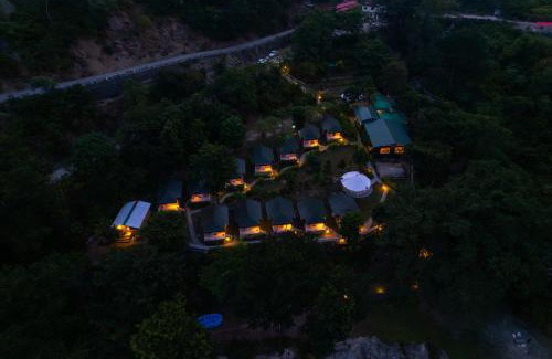 Sirala Resort | Banyan By The Ganges