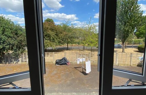 Longbridge House | Barking Rent a Room