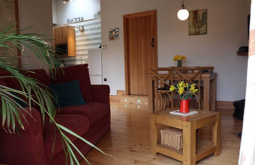 Bath House | Barn In Beautiful Rural Location 4 Miles From The City Of Bath