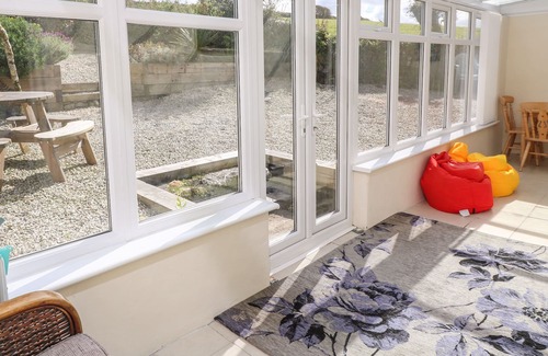 Carnkie House | BARN OWL, pet friendly, with open fire in Pool