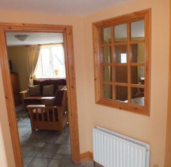 Newtownards House | Barnwell Farm Cottages Corn cottage