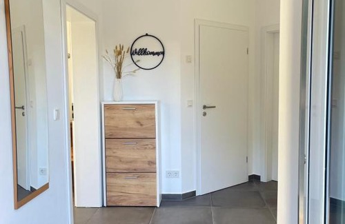 Winterscheiderbroel Apartment | Barrierefreie Ferienwohnung in Winterscheid nahe Köln Bonn bis 4 Personen mit Netflix und mehr