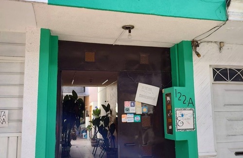 Centro de la Ciudad House | Batcave Room C Casa El Colibri