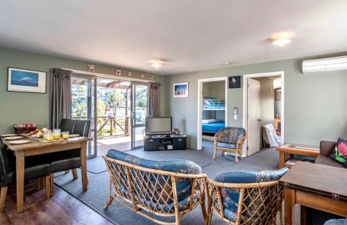 Duvauchelle House | Bay Bliss - Akaroa Holiday Home