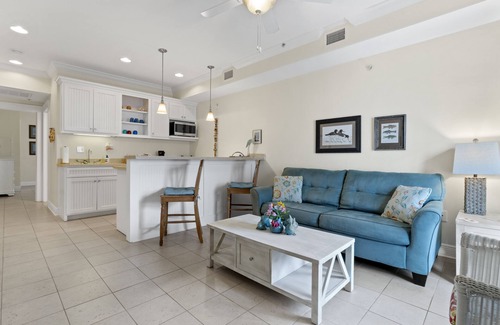 Old Town Hotel | Bay Town Inn