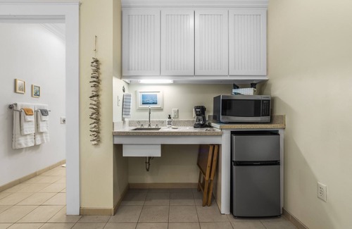 Old Town Hotel | Bay Town Inn