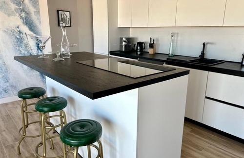 Algeciras Apartment | Bay View Apartment