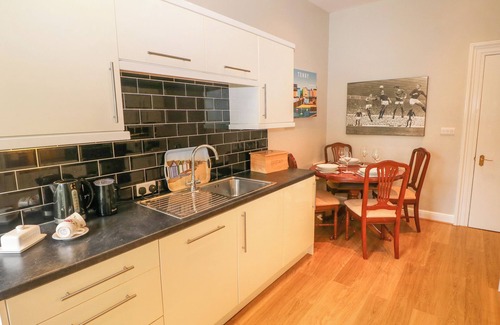 Penally Cottage | Bay View Apartment