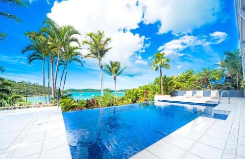 Shute Harbour Apartment | Baybliss Escape #2 - Adults Only