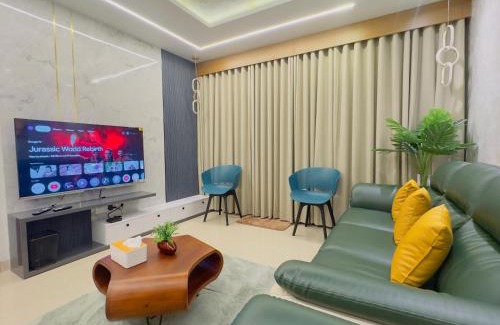 Kozhikode Apartment | Bayfront Bliss - Flat 3BHK in Calicut Beach-Wakeup to stunning views