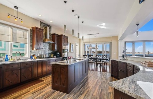 Ocean View House | Bayfront Retreat | Sleeps 16 | Pool + Beach Access