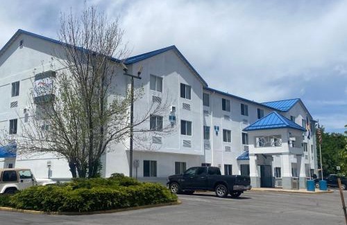 Loveland Hotel | Baymont by Wyndham Loveland - Fort Collins Area