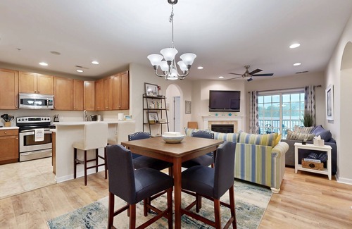 Sun Ridge Condo | Bayside Resort 3rd-floor condo with indoor/outdoor pools, hot tub, tennis & gym