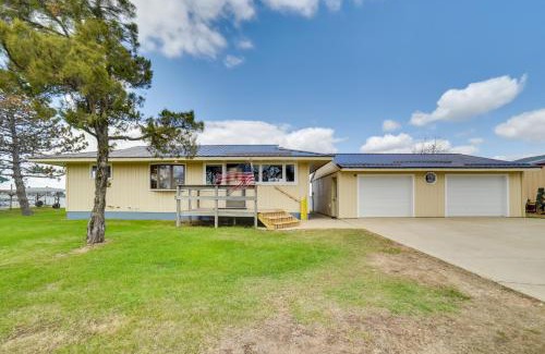 Watertown House | BBQ Ready Lakefront Retreat in Watertown