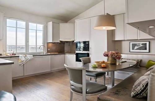 L'Europe Apartment | Be amazed by the stunning panoramic view-Paris Saint-Augustin
