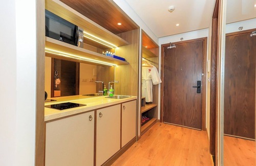 Suoi Nuoc Beach Hotel | Beach Apartment Mandala