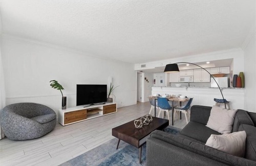 Hutchinson Island South Apartment | Beach Condo/High-End Finishes/Island Beach Resort/No Cleaning Fee/Condo 201