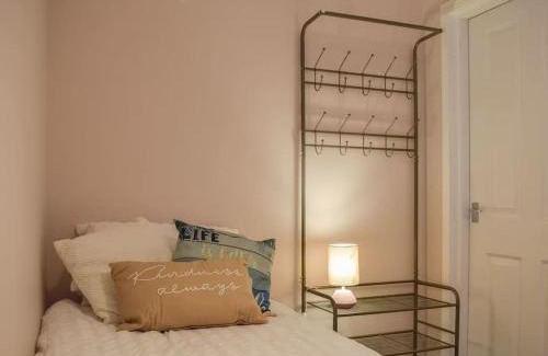 Kinghorn Apartment | Beach Cottage