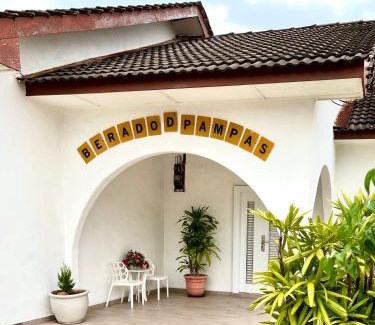 Chukai House | Beach Cottage Homestay Kemaman - Berado D Pampass
