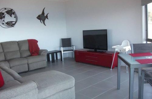 Port Victoria House | Beach Front Break