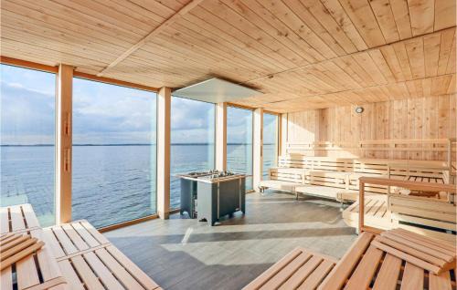 Lembruch House | Beach Front Home In Lembruchdümmer See