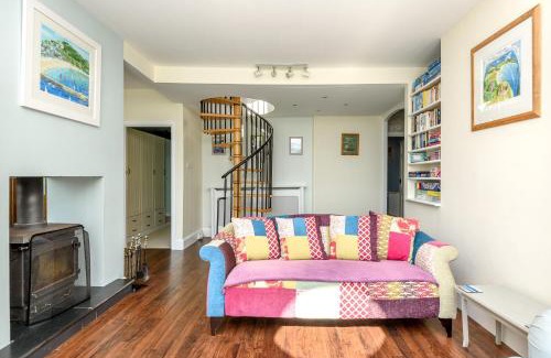 Talland House | Beach Front House with Stunning Sea Views and Free Use of a Local Indoor Pool