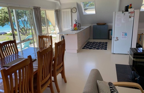 Opito Bay House | Beach front with stunning views of Opito Bay