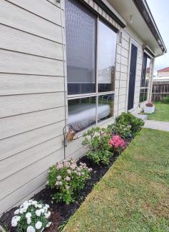 Cheltenham Villa | Beach Garden Getaway