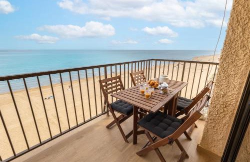 El Moncayo Apartment | Beach Haven by Fidalsa