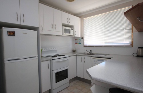 North Haven Villa | Beach Haven Villa - close to beach and breakwall