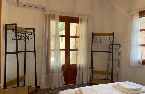 Avgonyma Apartment | Beach House at Giosonas